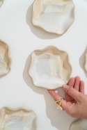 OYSTER SAND. mini