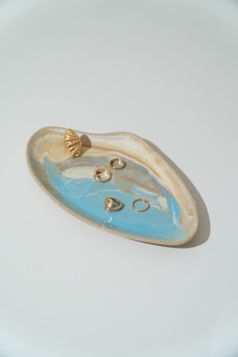 PATERA WAVE DUBAI. średnia