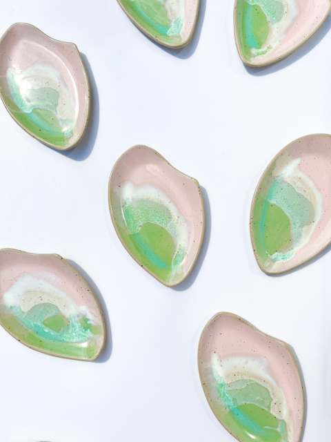 Small Platter WAVE UNICORN